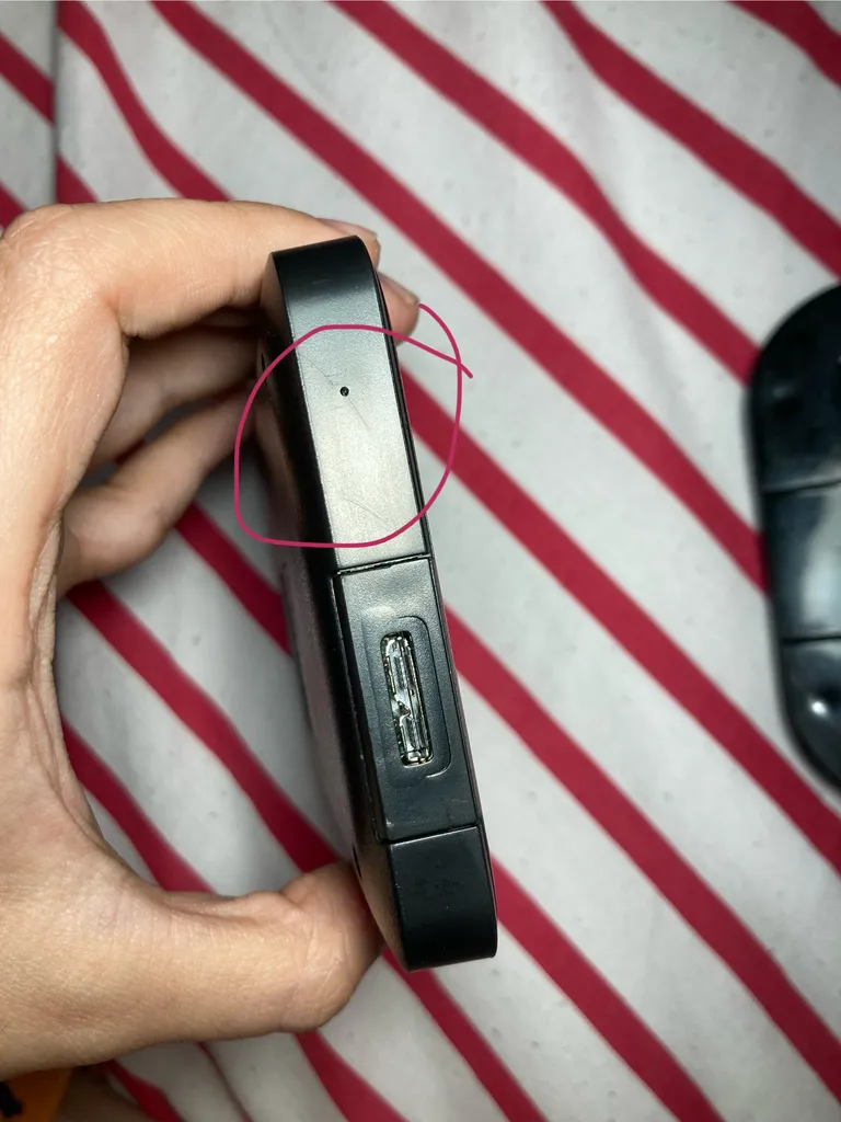 هارد اکسترنال وسترن دیجیتال مدل Elements ظرفیت یک ترابایت دارای رابط USB Type-A 3.0