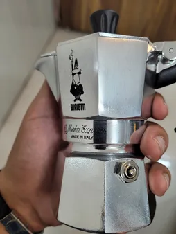 قهوه ساز بیالتی مدل موکا اکسپرس 1Cups A