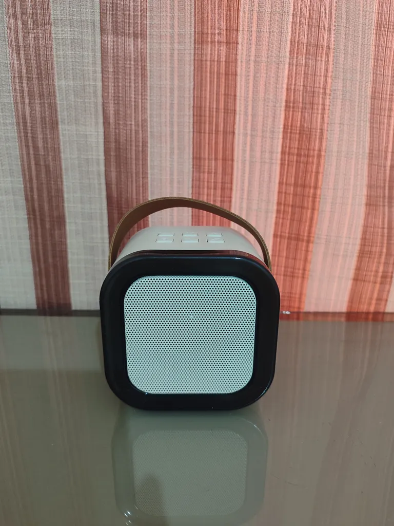 اسپیکر بلوتوثی قابل حمل مدل K12