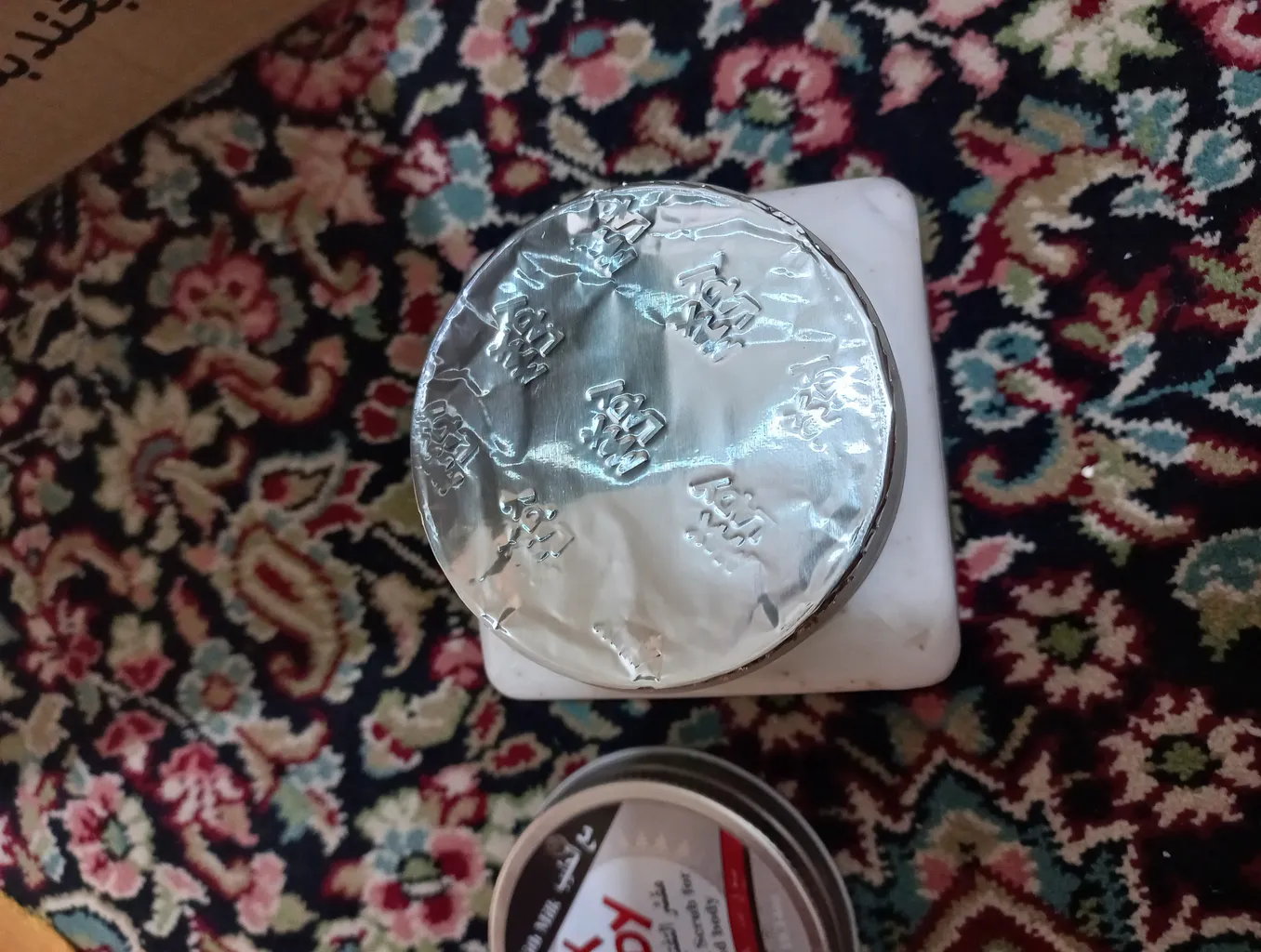 اسکراب لایه بردار پوست مکس لیدی مدل Milk حجم 300 میلی لیتر