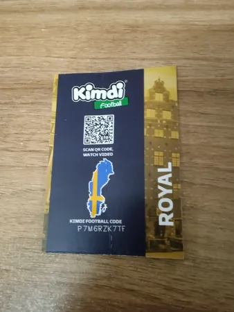 اسباب بازی شانسی کیمدی مدل کارت زلاتان ابراهیموویچ رویال 2025