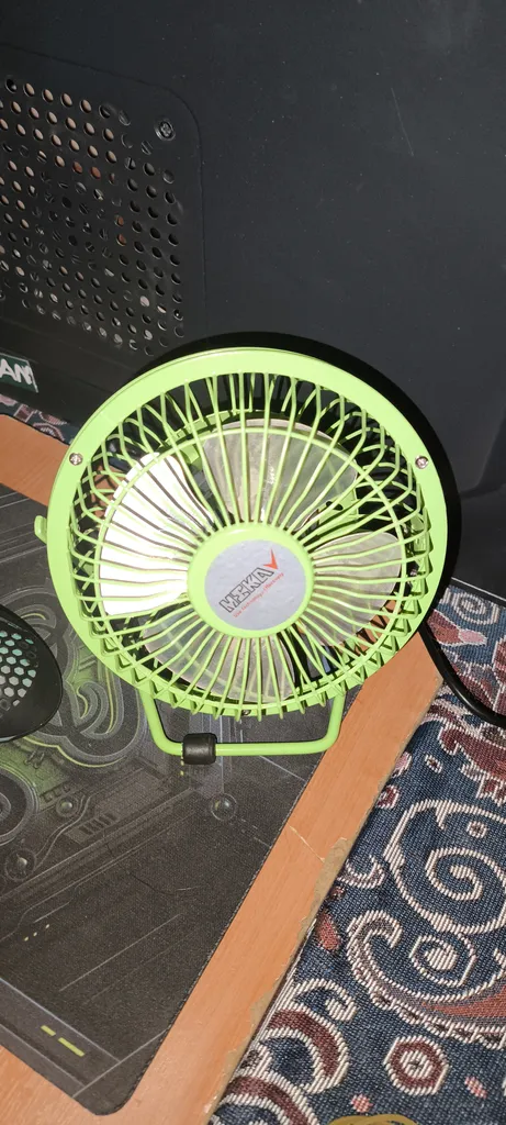 پنکه رومیزی مکا مدل MF03