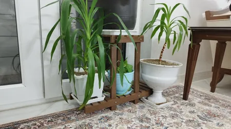 استند گلدان مدل A03