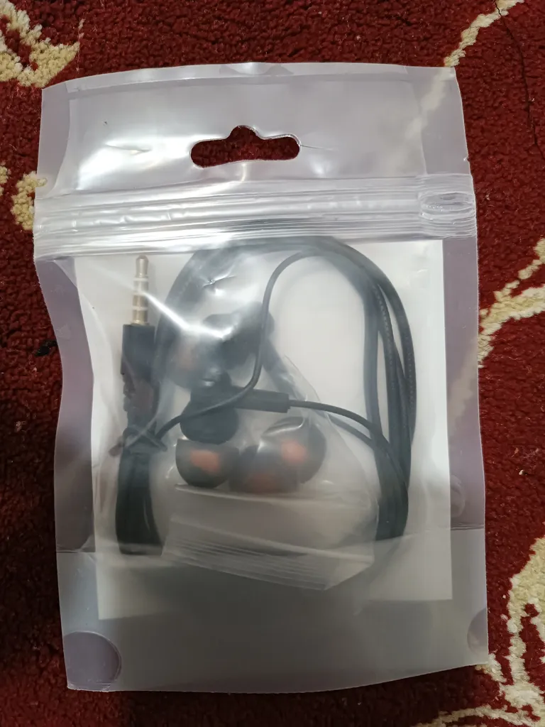 هندزفري سيمي اكسيژن مدل بست