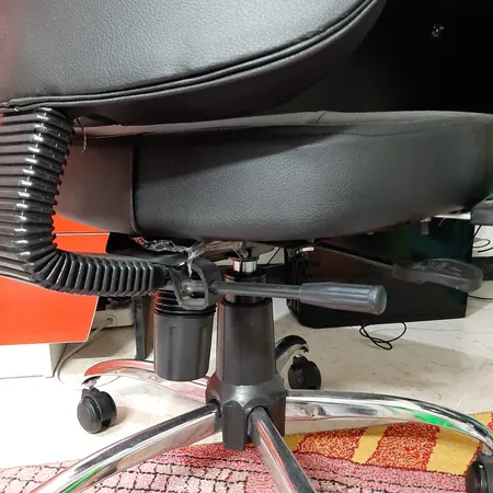 صندلی اداری مدل ماهور