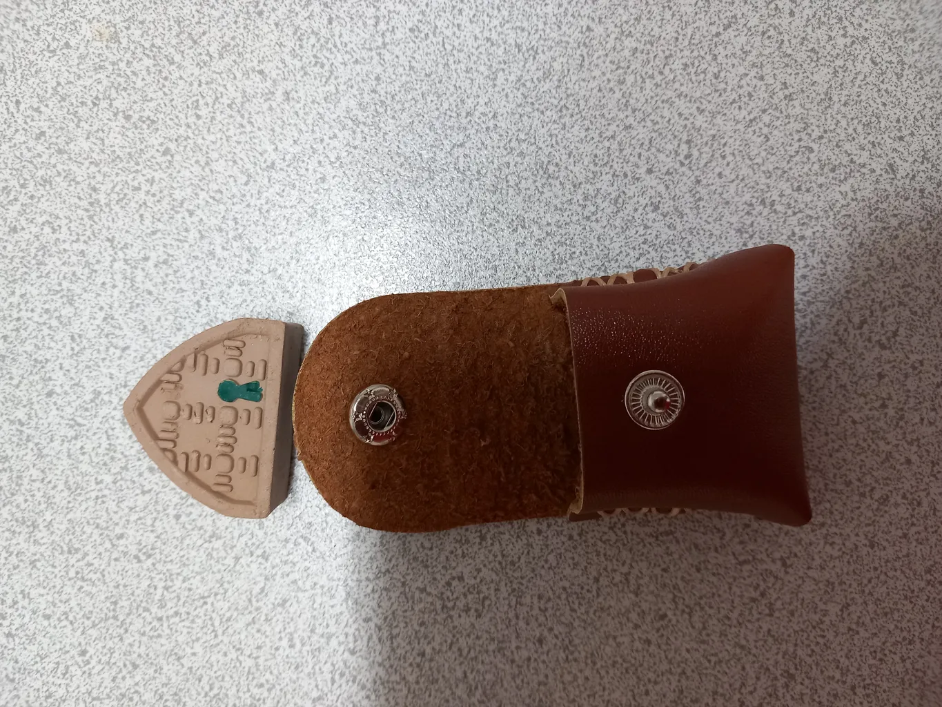 جانماز مدل جیبی به همراه مهر تربت