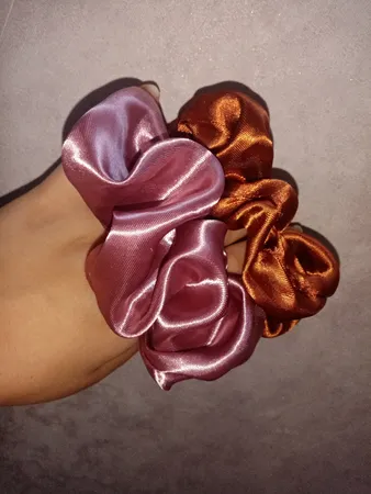 کش مو زنانه مدل اسکرانچی ساتن