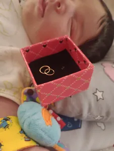 تجریه خرید گوشواره طلا 18 عیار زنانه مدل گردون