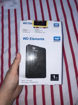 هارد اکسترنال وسترن دیجیتال مدل Elements ظرفیت یک ترابایت دارای رابط USB Type-A 3.0