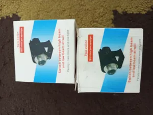 تجریه خرید پرژکتور دو کنتاکت خودرو طرح نقطه ای بسته دو عددی