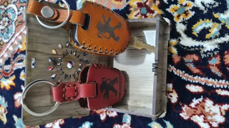 کاور ریموت خودرو چرم آراهمراه کد ARAJ601 مناسب برای پژو 206