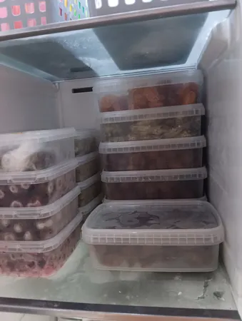 ظرف نگهدارنده پولاد پویش مدل فریزری و مایکروویوی پلمپ شونده کد 400cc بسته 40 عددی