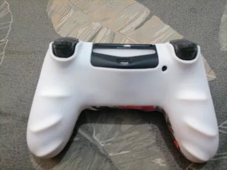 محافظ دسته بازی پلی استیشن 4 مدل rainbow به همراه روکش آنالوگ