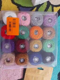 نخ گلدوزی مدل 005 بسته 16 عددی