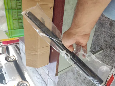 افتابگیر رولی شیشه جلو خودرو مدل OK