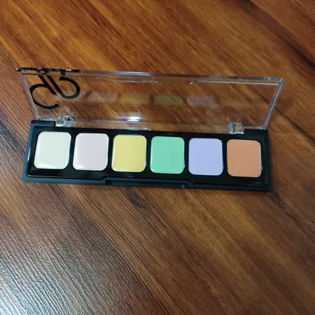 پالت کانسیلر گلدن رز مدل correct & conceal