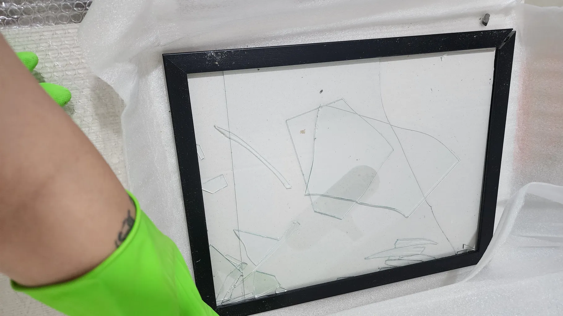 قاب عکس مدل 215 سایز 30×40 سانتی متر