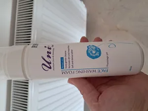 تجریه خرید فوم پاک کننده آرایش یونی لد مدل Normal And Combination Skin حجم 200 میلی لیتر