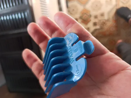 شانه ماشین اصلاح وال مدل 01 مجموعه 8 عددی