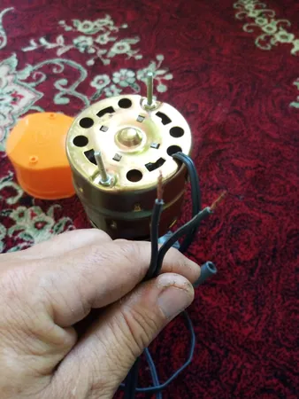 پمپ آب کولر موتوژن مدل SH300