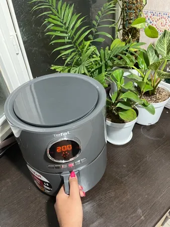 سرخ کن بدون روغن تفال مدل EY111