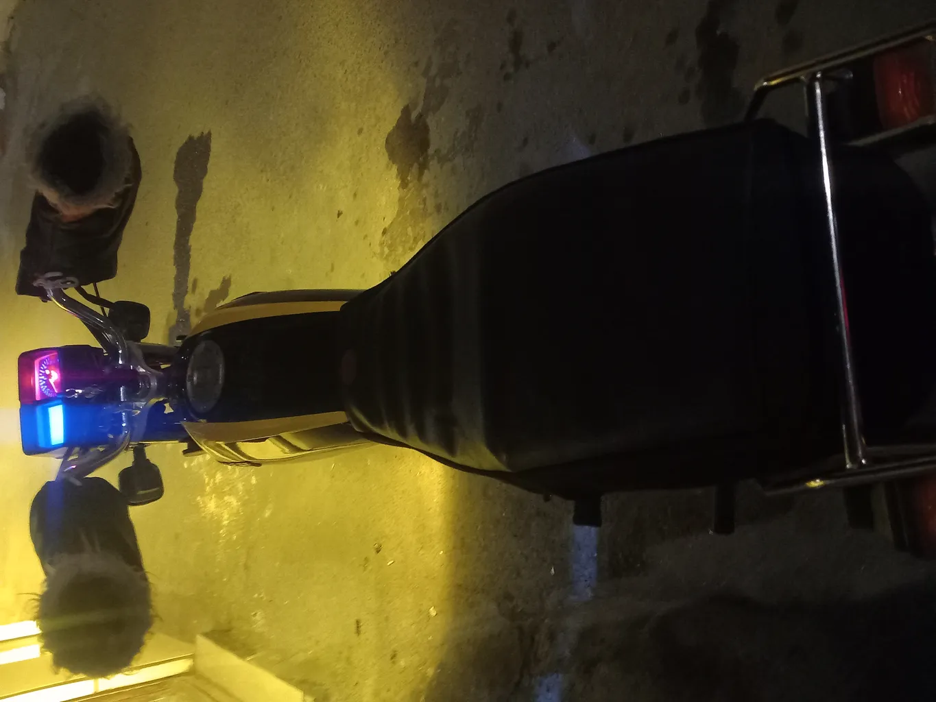 کاور گرمکن زین موتور سیکلت آردوج مدل warmer