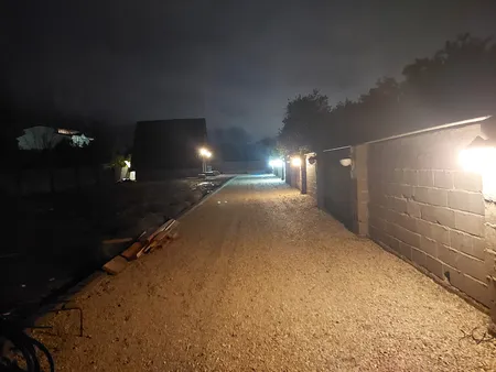 چراغ حیاطی کد B5022