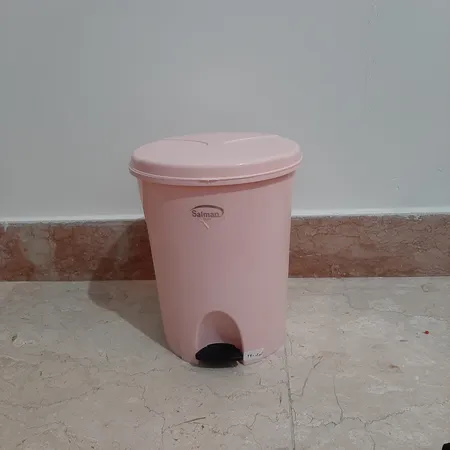 سطل زباله پدالی سلمان پلاستیک مدل گلبرگ 240