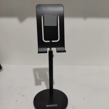 پایه نگهدارنده گوشی موبایل یسیدو مدل C70