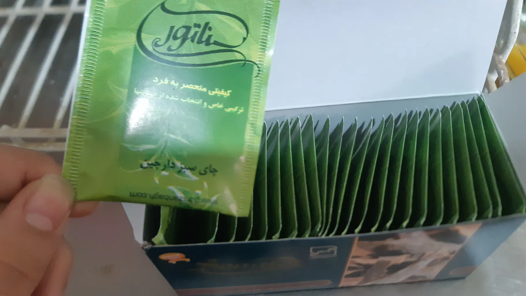 چای سبز دارچین کیسه ای سناتور بسته 25 عددی