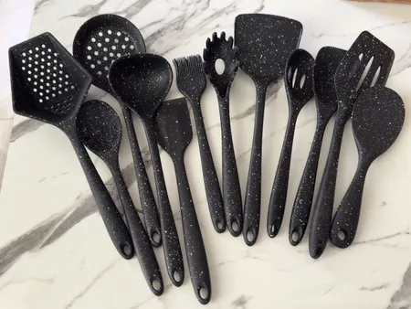 سرویس کفگیر و ملاقه 12 پارچه شنگیا مدل سیلیکون