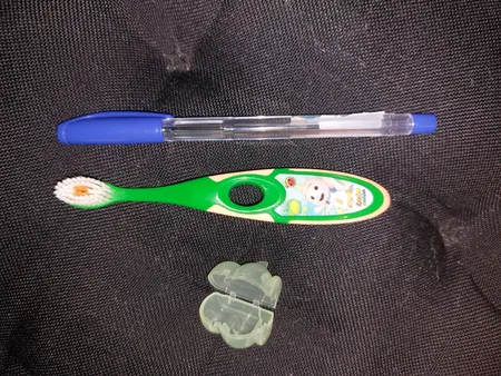 مسواک کودک بیبی لند مدل 379 با برس خیلی نرم