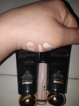 کرم پودر مای مدل 04 حجم 35 میلی‌لیتر