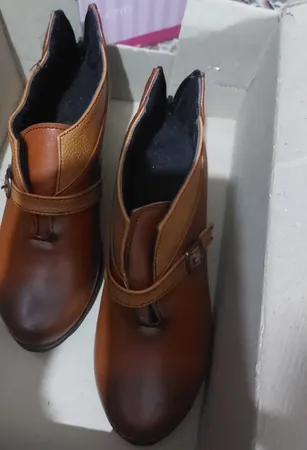 نیم بوت زنانه مدل بلکرند