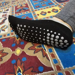 تجریه خرید جوراب ورزشی زنانه مدل پیلاتس انگشتی