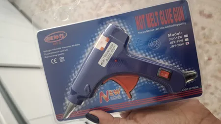 دستگاه چسب تفنگی مدل YB-703