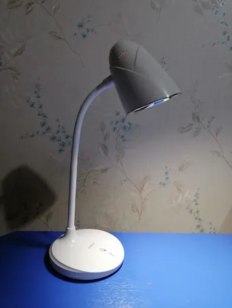 چراغ مطالعه شارژی ویداسی مدل WD-6046