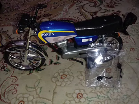 موتور بازی مدل HONDA CG 125