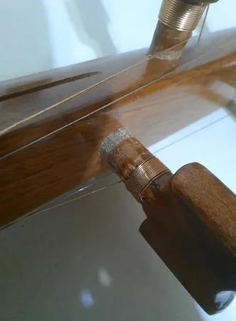 سیم تار و سه تار نوین سیم مدل Medium Tension