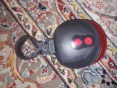 چراغ عقب دوچرخه مدل لیزری
