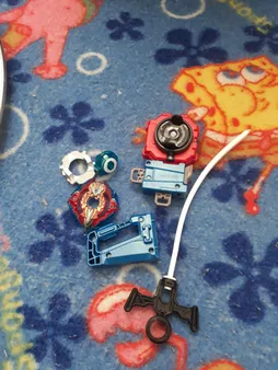 اسباب بازی مدل فرفره های انفجاری beyblade کد 92