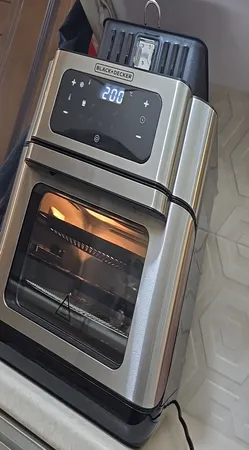 هواپز 12 لیتری بلک اند دکر مدل AOF-100-B5