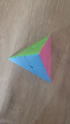 روبیک هرمی مدل Eseries