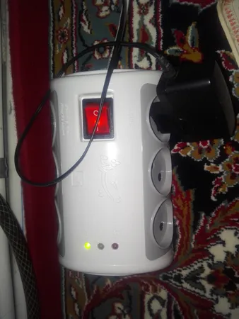 محافظ ولتاژ آنالوگ تیراژه مدل T106