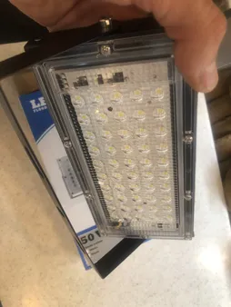 پروژکتور ال ای دی 50 وات یاس کد bilbo01