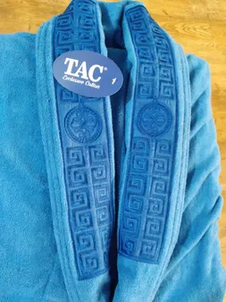 حوله پالتویی آقای کاریزما مدل تنپوش اصل طرح تاچی سایز 125