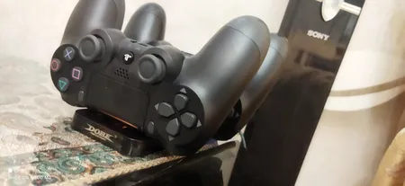 پایه شارژر دسته بازی پلی استیشن 4 دابی مدل TP4-002