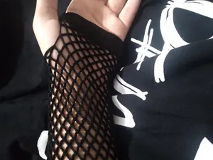 تجریه خرید ساق دست زنانه مدل فیشنت یک انگشتی