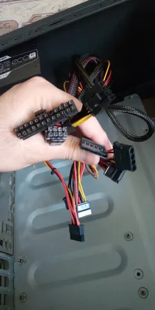 منبع تغذیه کامپیوتر گرین مدل GP400A-ECO