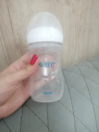 شیشه شیر اونت مدل SCF033/17 ظرفیت 260 میلی لیتر